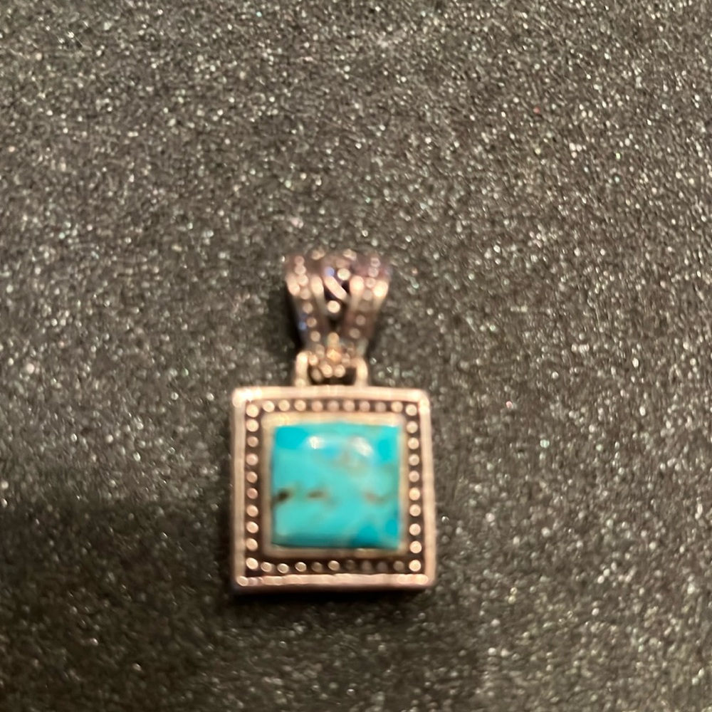 Necklace pendant/slide
Silver / turquoise